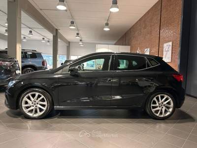 Seat Ibiza 1.0 EcoTSI 95 CV 5 porte FR LED - BT - ACC - 17 Nero usata Imola