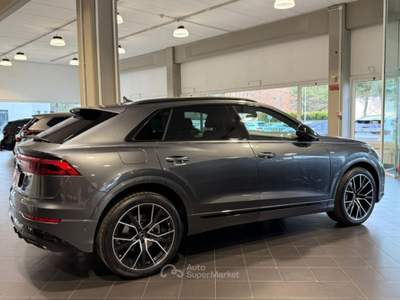 Audi Q8 50 TDI 286 CV quattro S line edition Black Pack Grigio usata Imola