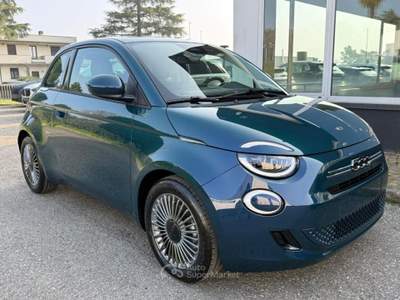 Fiat 500 Berlina Hybrid Torino KM0 - LED - CRUISE C. - 16 Blu/Azzurro usata Imola