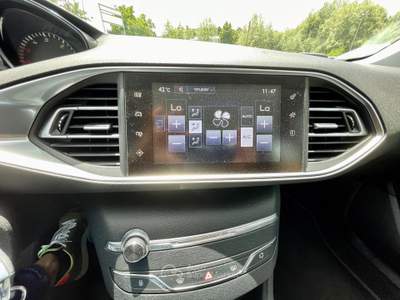 Peugeot 308 SW 1.6 HDI 120CV 6M 2016 Grigio usata Potenza
