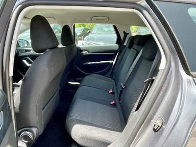Peugeot 308 SW 1.6 HDI 120CV 6M 2016 Grigio usata Potenza