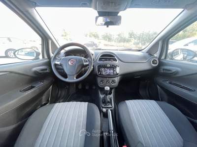 Fiat Punto 1.3 MTJ 95 CV 5 p NAVI-2018 Bianco usata Potenza