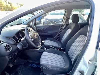 Fiat Punto 1.3 MTJ 95 CV 5 p NAVI-2018 Bianco usata Potenza