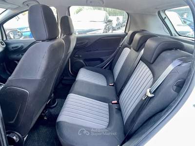Fiat Punto 1.3 MTJ 95 CV 5 p NAVI-2018 Bianco usata Potenza