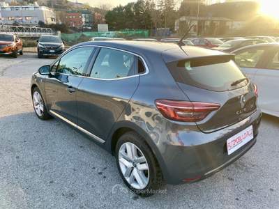 Renault Clio 1.5 dCi 85 CV 6M 5 p 2020 Grigio usata Potenza