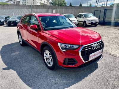 Audi Q3 2.0 TDI 150CV S tronic 2021 Rosso usata Potenza
