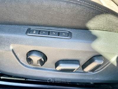 Skoda Superb SW 2.0 TDI 150 CV Executive Blu/Azzurro usata Potenza