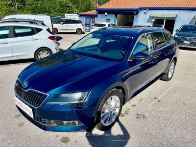 Skoda Superb SW 2.0 TDI 150 CV Executive Blu/Azzurro usata Potenza