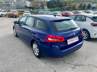 Peugeot 308 1.5 HDi 100CV 6M 12-2019 Blu/Azzurro usata Potenza