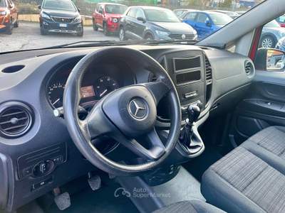 Mercedes-Benz Vito VITO 111 CDI PC-SL Long km 98000 Rosso usata Potenza