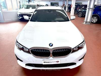BMW Serie 3 320d d Touring MHEV Auto. M-Sport Bianco usata Cinisello Balsamo