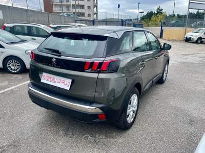 Peugeot 3008 1.5 HDi 130cv 6m km 101000 NAVI Grigio usata Potenza