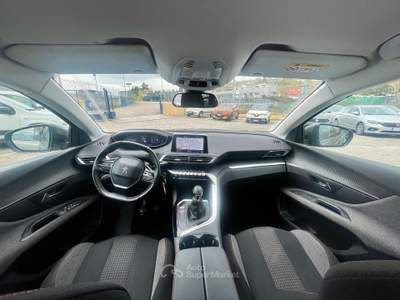 Peugeot 3008 1.5 HDi 130cv 6m km 101000 NAVI Grigio usata Potenza