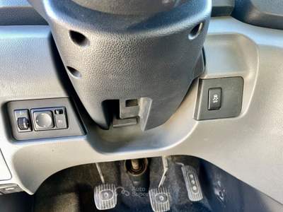 Nissan NV200 1.5 DCI 90CV Furgone 2019 PORTA LATERALE Bianco usata Potenza