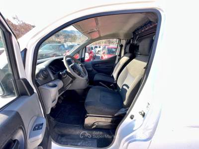 Nissan NV200 1.5 DCI 90CV Furgone 2019 PORTA LATERALE Bianco usata Potenza