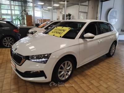 Skoda Scala 1.0 TSI DSG Ambit. LED VIDEO GRIMALDI SPECIAL DAY Bianco usata Vigevano