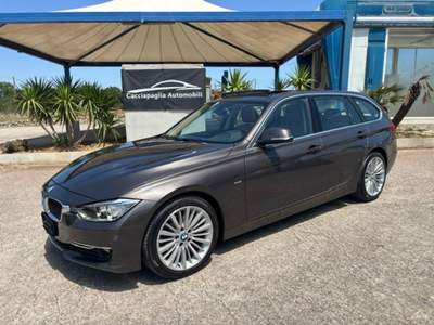 BMW Serie 3 320d Touring Luxury Aut. Grigio usata Santeramo in Colle
