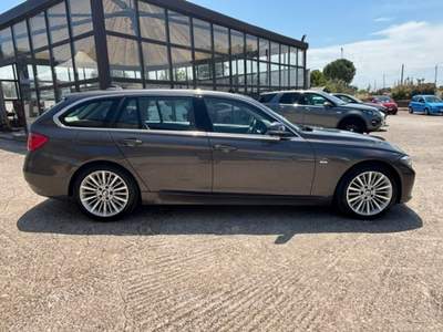 BMW Serie 3 320d Touring Luxury Aut. Grigio usata Santeramo in Colle