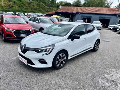 Renault Clio 1.5 dCi 100 CV Evolution 2023 Bianco usata Potenza
