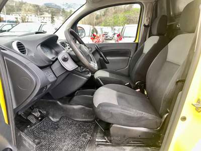 Renault Kangoo 2019-3modelli disponibili uno con portascala vari km Giallo usata Potenza