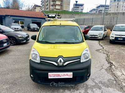 Renault Kangoo 2019-3modelli disponibili uno con portascala vari km Giallo usata Potenza
