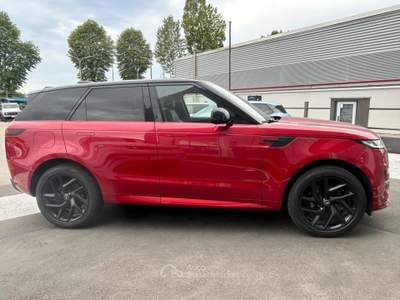 Land Rover Range Rover Sport 3.0D l6 249 CV Dynamic HSE Rosso usata Massarosa