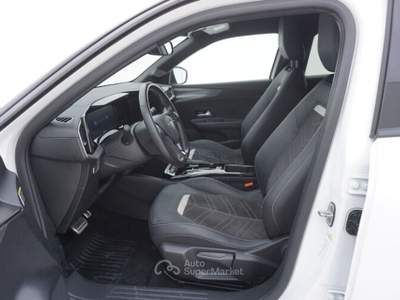Opel Mokka-e Miglior prezzo garantito e consegna in pochi giorni Bianco usata Reggio nell'Emilia