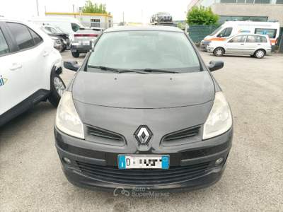 Renault Clio 1.2 16V 5 porte Nero usata Pordenone