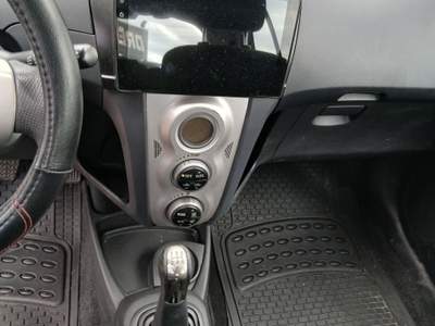 Toyota Yaris OTTIME CONDIZIONI SEMPRE TAGLIANDATA Nero usata Aprilia