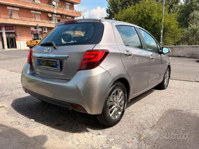 Toyota Yaris 5 porte Lounge usata Guidonia