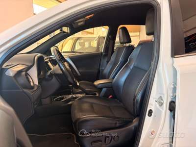 Toyota RAV4 RAV 4 RAV4 2.5 Hybrid 2WD Style usata Guidonia