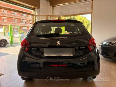 Peugeot 208 Turbo 110 S&S 5 porte GT Line usata Guidonia