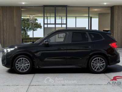 BMW iX1 eDrive20 Msport Premium Package Nero usata Corciano