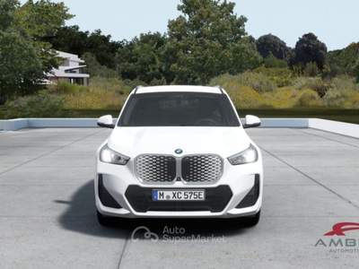 BMW iX1 eDrive20 Msport Premium Package Bianco usata Corciano