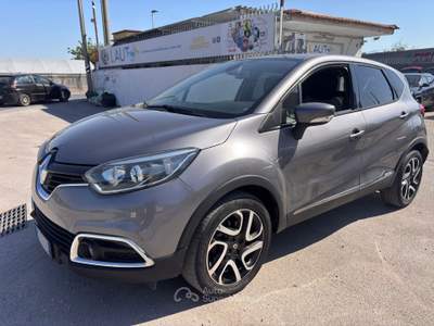 Renault Captur 1.5 dci 90cv Grigio usata Santa Maria la Carità
