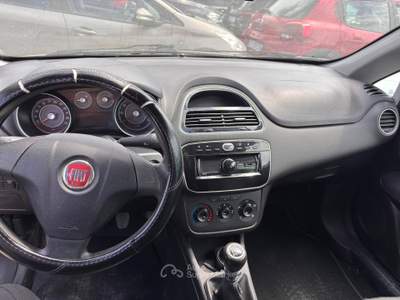 Fiat Punto OTTIME CONDIZIONI GENERALI Bianco usata Santa Maria la Carità