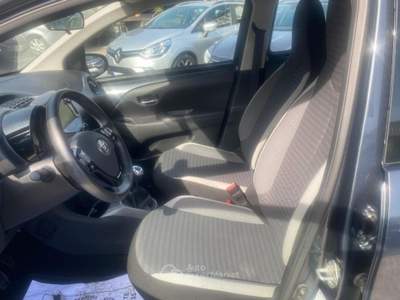 Toyota Aygo 1.0 VVT-i 72cv 5 PORTE X-PLAY Grigio usata Napoli