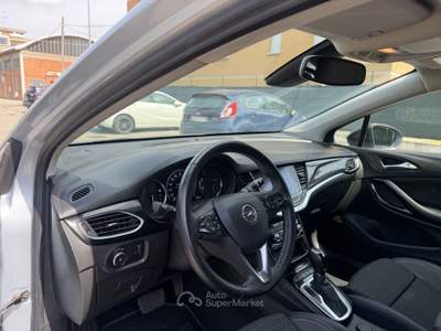 Opel Astra Opel Astra Sports Tourer 1.5 dci - NEOP. - NAV. - 12 MESI DI GAR usata ARGELATO