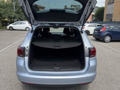 Opel Astra Opel Astra Sports Tourer 1.5 dci - NEOP. - NAV. - 12 MESI DI GAR usata ARGELATO