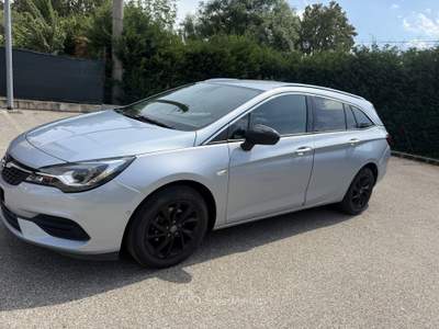 Opel Astra Opel Astra Sports Tourer 1.5 dci - NEOP. - NAV. - 12 MESI DI GAR usata ARGELATO