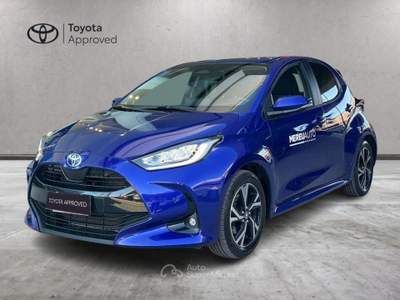 Toyota Yaris 1.5 Hybrid 5 porte Trend Blu/Azzurro usata Sassari