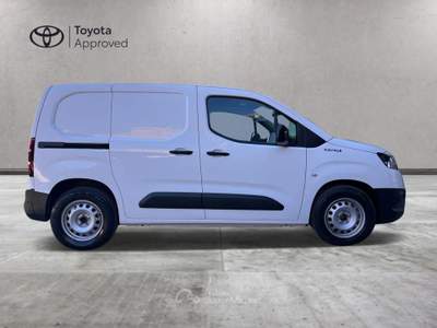 Toyota Proace Electric 50 kWh L1 S Active Bianco usata Sassari