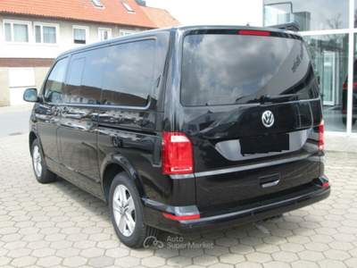 Volkswagen Multivan 2017 Volkswagen T6 Multivan 2.0 TDI Comfort E6 NAVI Nero usata Coazze