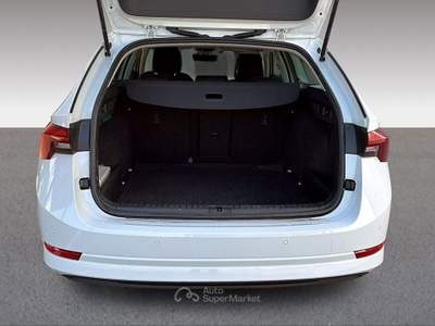 Skoda Octavia 2.0 TDI EVO SCR 150 CV DSG 4x4 Wagon Executive Bianco usata Appiano sulla strada del vino