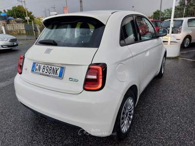 Fiat 500 3+1 42 kWh Aziendale Fatturabile km 37000 Bianco usata Tivoli
