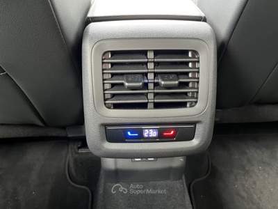 Volkswagen T-Roc T-Roc 1.5 e-TSI DSG R-Line Matrix*Blackline* hybrid my26 Bianco usata Roma