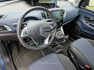 Lancia Ypsilon LANCIA Ypsilon 1.0 FireFly 5 porte S&S Hybrid Silver Plus Blu/Azzurro usata CATANZARO