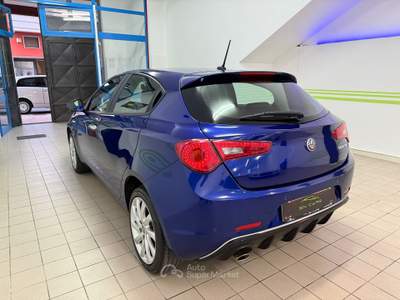 Alfa Romeo Giulietta Giulietta Sport TCT 1.6 JTDm-2 120 CV Blu/Azzurro usata Erchie