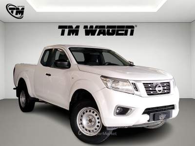 Nissan Navara Nissan Navara 2.3 dCi 4WD King Cab Visia - IVA ESCLUSA Bianco usata Pistoia