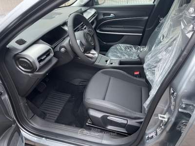 Jeep Avenger HYBRID E-DCT6 MHEV MOD SUMMIT +WINTER PACK Nero usata Provaglio d'Iseo